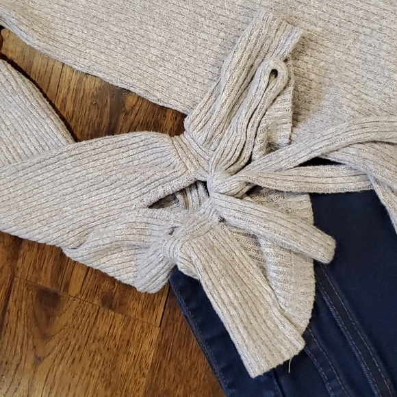 Womens Lucky Brand ribbed gray sweater size M - Picture 2 of 6